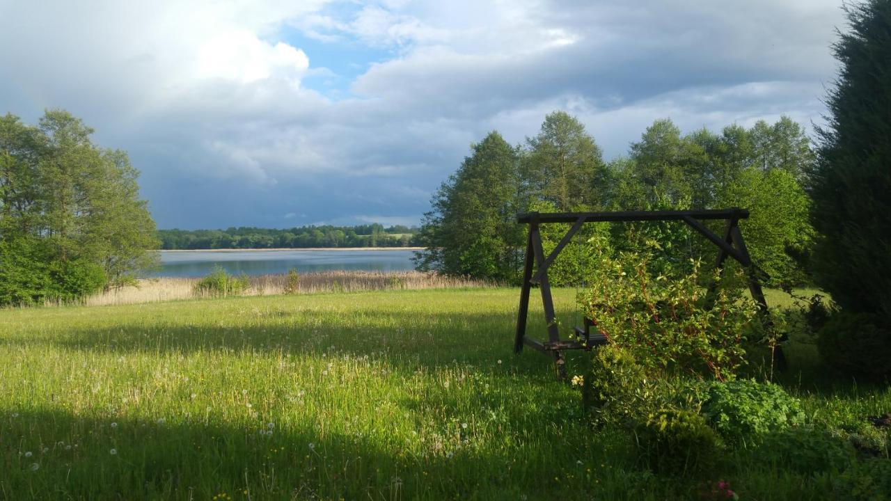 Domki Nad Jeziorem "Polwysep Suryty" Exteriér fotografie