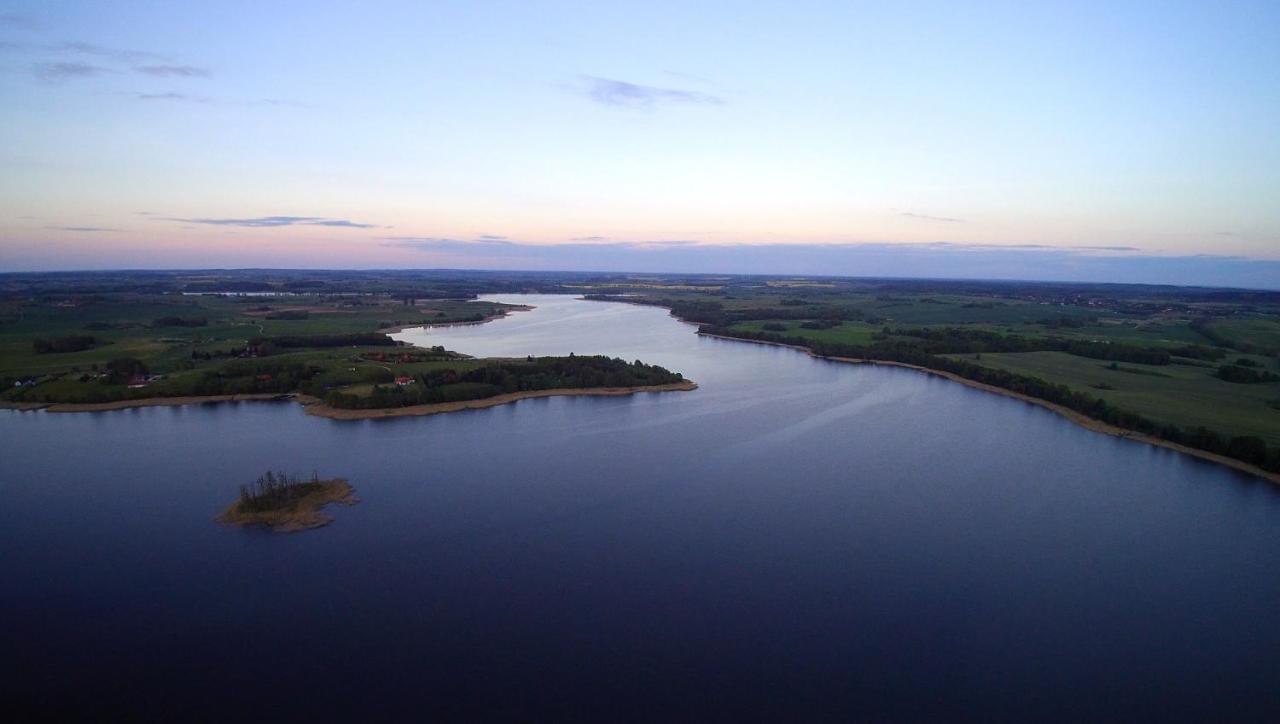 Domki Nad Jeziorem "Polwysep Suryty" Exteriér fotografie